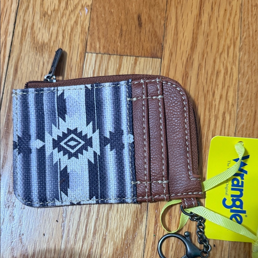 Wrangler Aztec Pattern Brown and Gray Card Holder